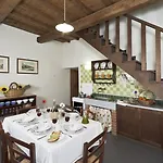 Castello Di Pratelli *