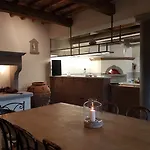 ファームステイ Castello Di Pratelli *