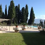ファームステイ Castello Di Pratelli インチーザ・イン・ヴァルダルノ