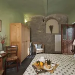 Castello Di Pratelli ファームステイ