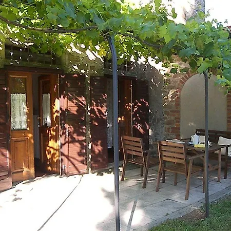 Castello Di Pratelli ファームステイ *